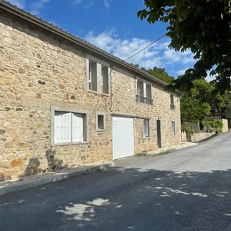 Domaine De La Pinede 2*