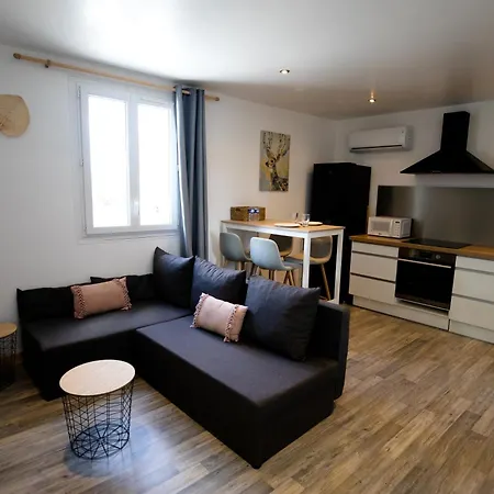Domaine De La Pinede Guest house Aubenas