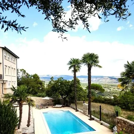 Domaine De La Pinède Maison d'hôtes Aubenas