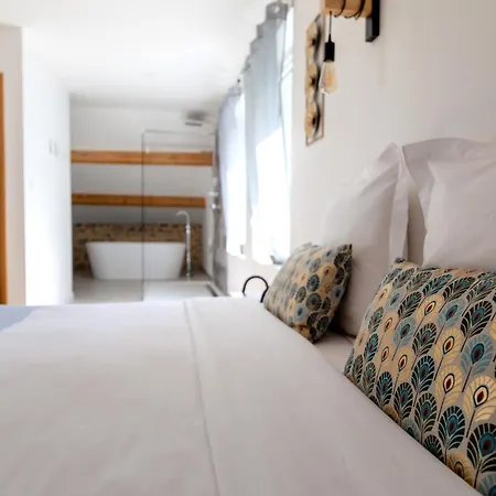 Domaine De La Pinede Guest house 3*
