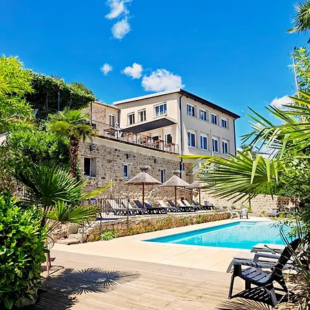 Domaine De La Pinede Guest house Aubenas